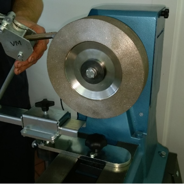 CBN Lathe Sharpening System Branches to Bowls